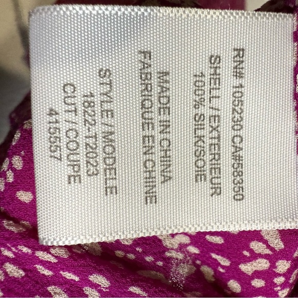 Joie Fuchsia Blouse with White Speckles100% Silk - Picture 6 of 8